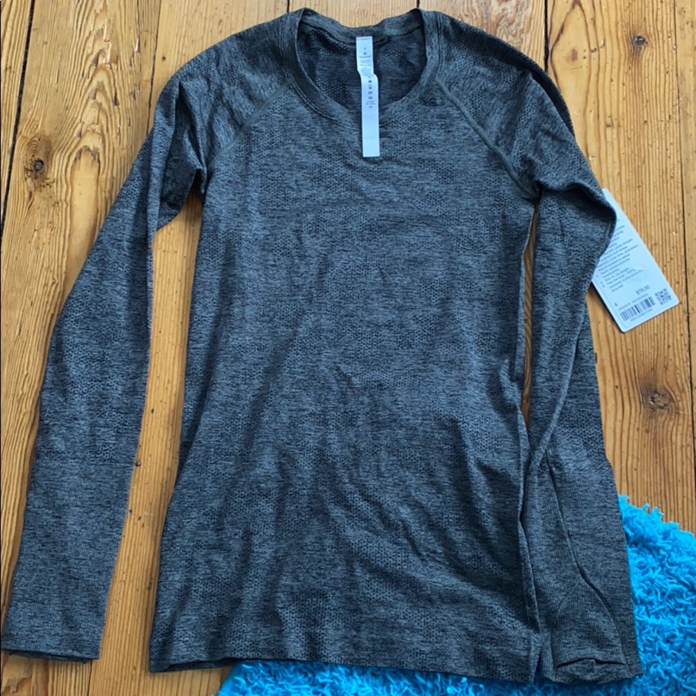 Lululemon Swiftly Tech long-sleeve 2.0 shirt